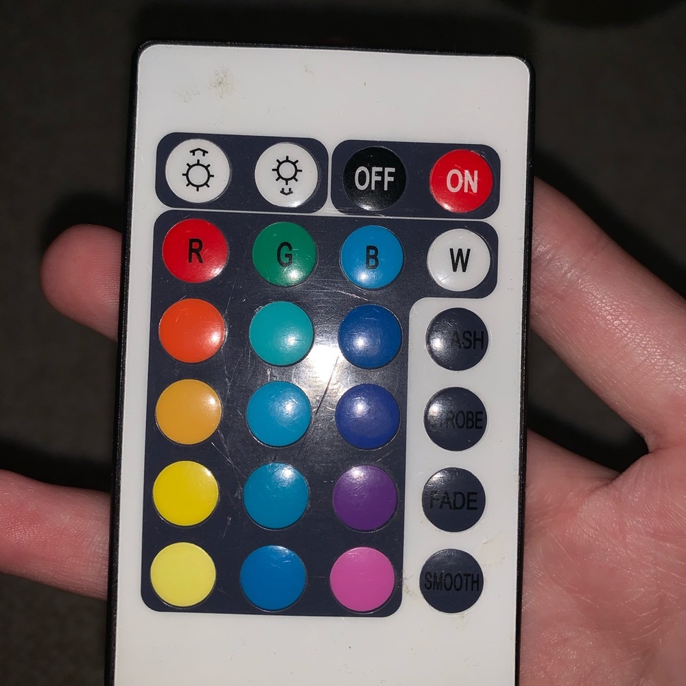 Color Changing LED light bulb - Picture 6 of 6